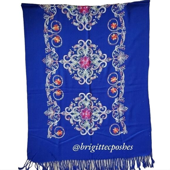CHALINA Blue Embroidered Shawl  - Picture 5 of 10
